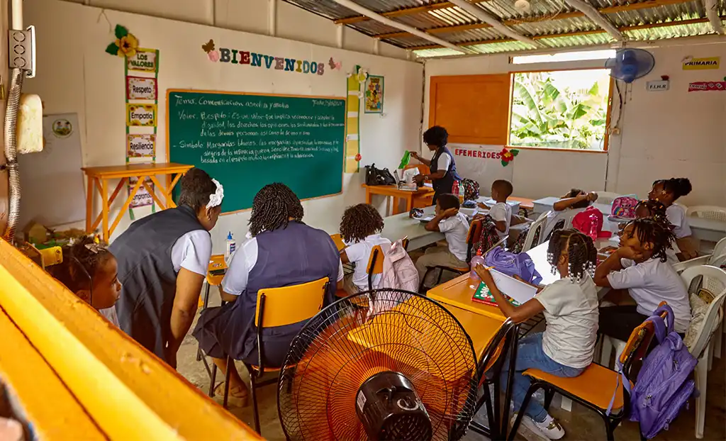 NIDO AZUL kids program Dominican Republic